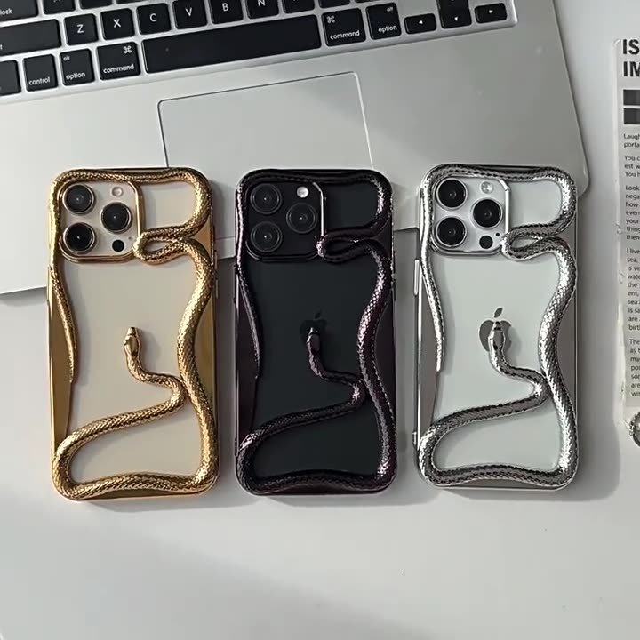 3D Cutout Snake Pattern Plastic Case, Compatible with iPhone
