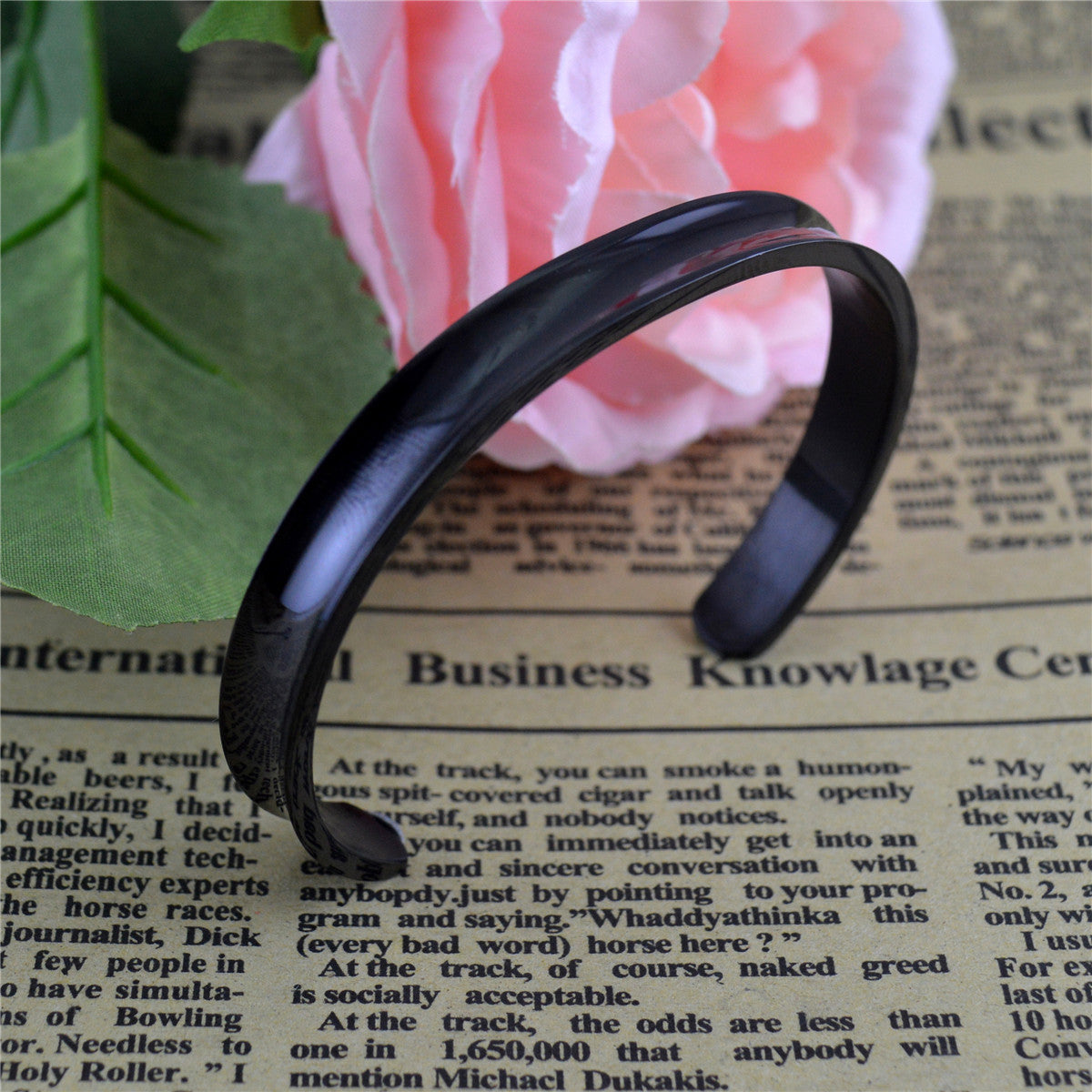 C-Groove Face Leather Band Notch Bracelet