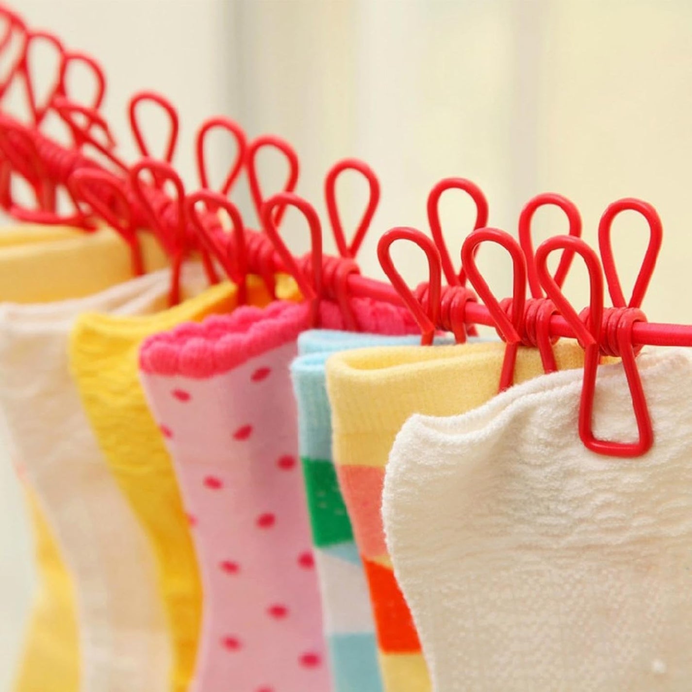(🌲Christmas Sale - 49% OFF)Portable Clothesline with 12 Clothespins