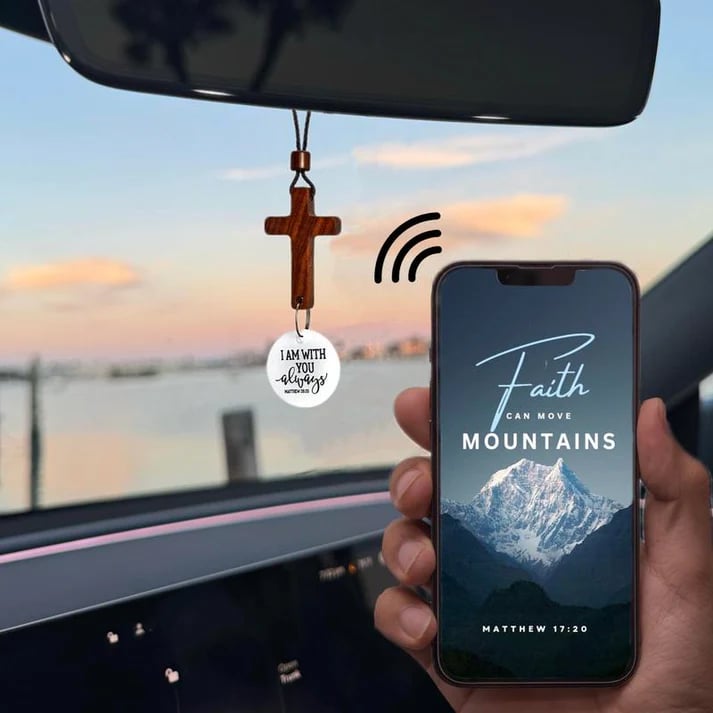 ✝️Bible Verse Car Rearview Hanging Cross Ornament - Scan for a Bible Verse Every Day