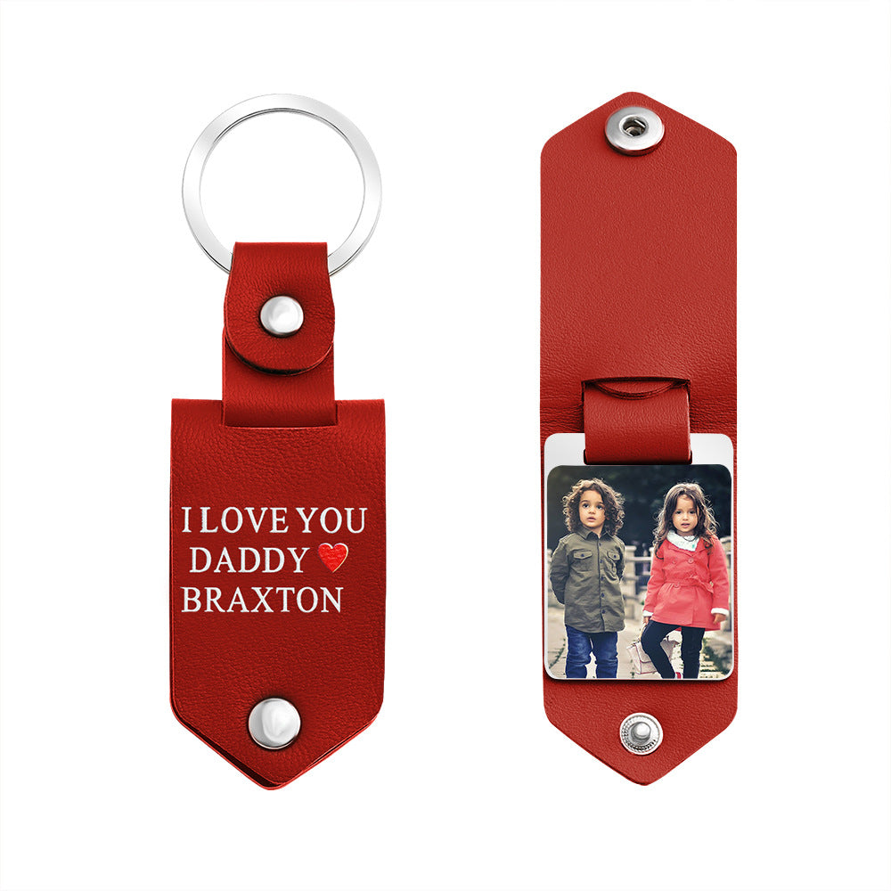 Customize a personalized giftšPersonalized Leather Keychain