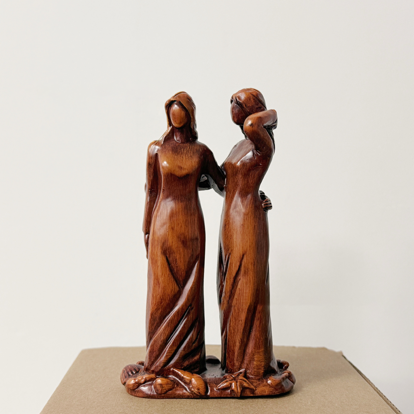 Celebrates Friendships Sisters Sculpture
