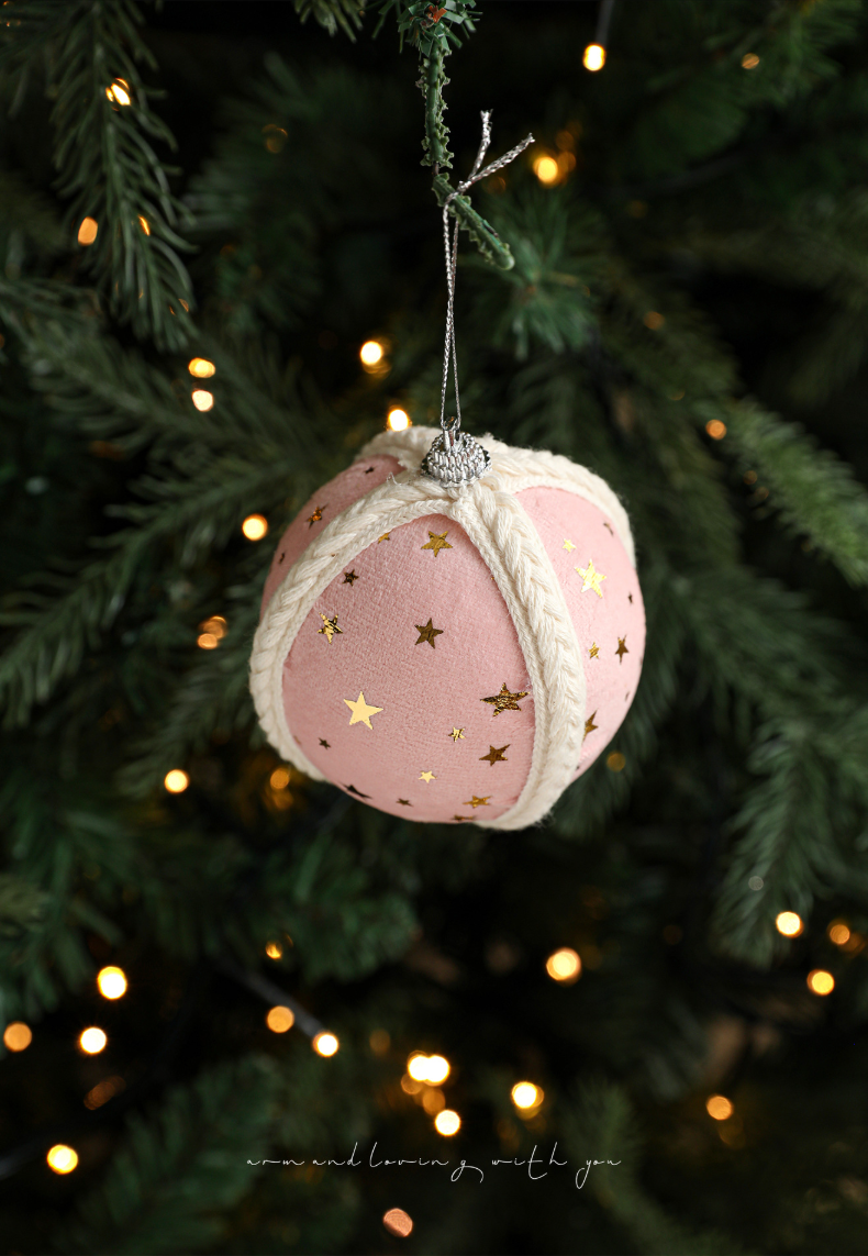 🎄Star-Patterned Fabric Christmas Tree Ornaments（8CM）