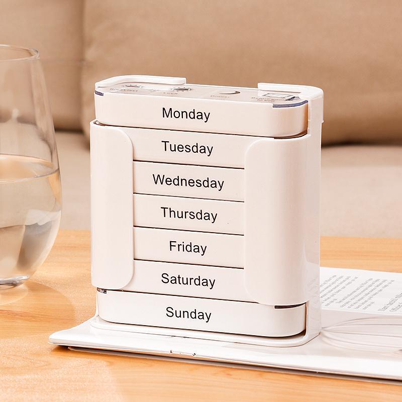 🔥Hot Sale👍🏻7 Days 28 Compartments Pill Organizer