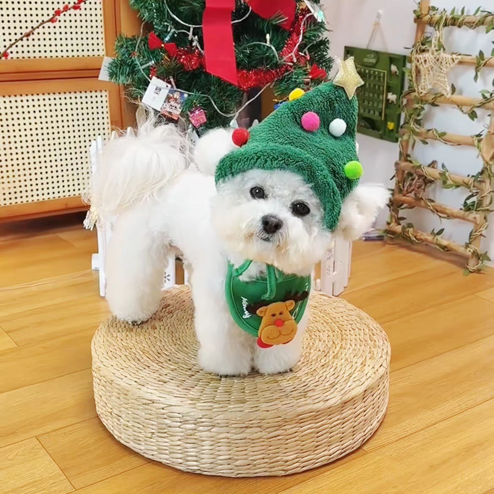 Cute Christmas-themed Warm Cat & Dog Outfits