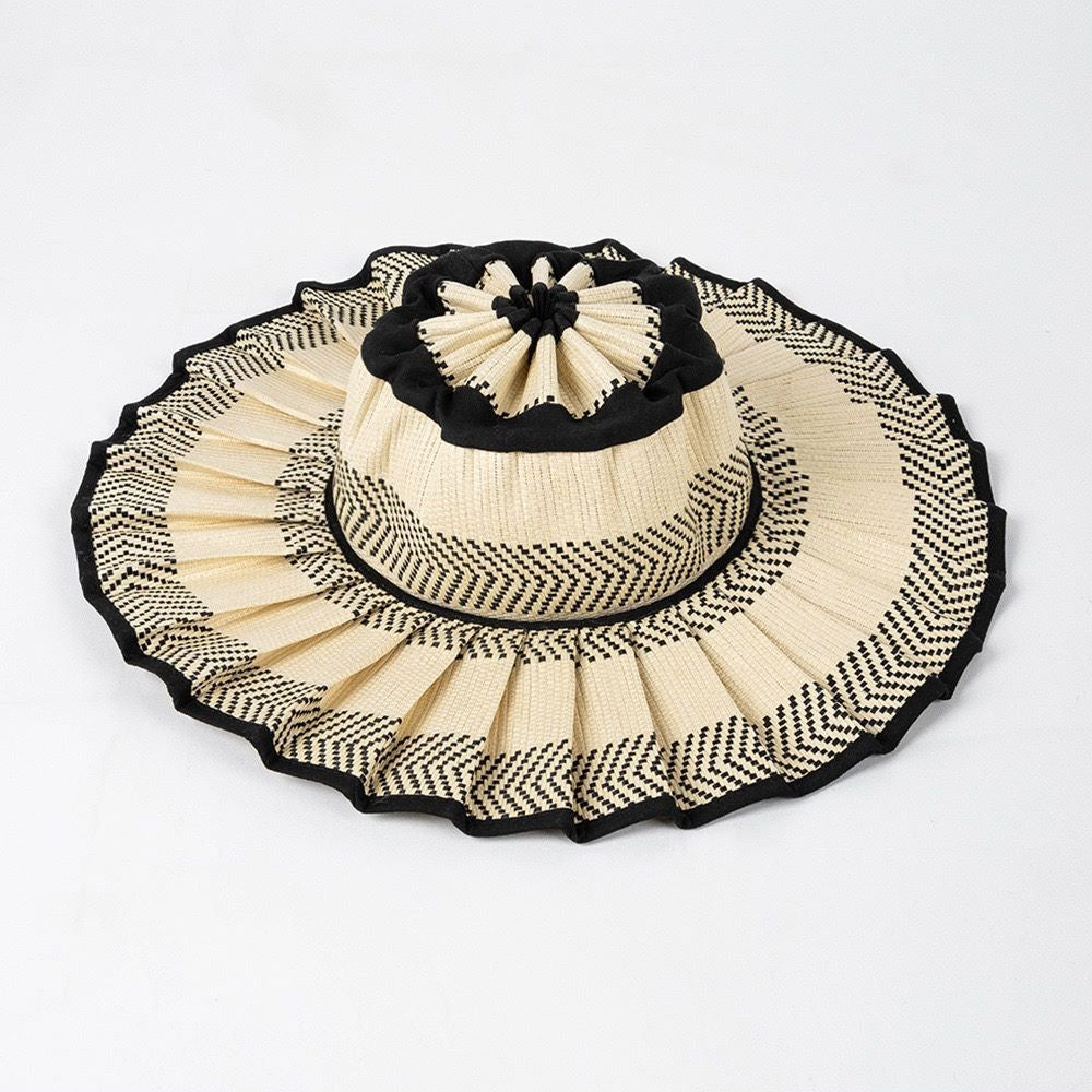 👒Portable Foldable Wide Brim Sun Protection Straw Hat