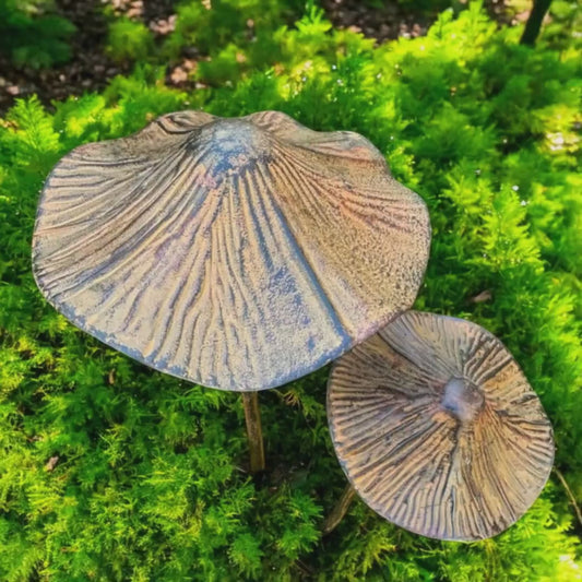 Brown Metal Mushroom Garden Decor